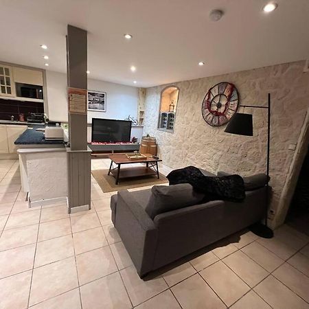 Les 4 Chenes - T2 Refait A Neuf Apartamento Le Pont-de-Beauvoisin Exterior foto